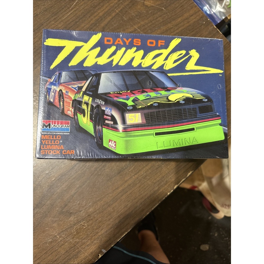 Monogram Days Of Thunder #51 Mello Yello Lumina Model Kit Sealed Tom Cruise
